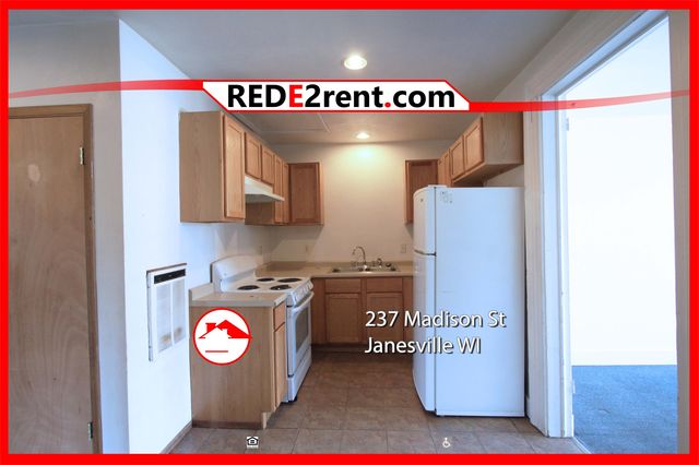 237 Madison St #1, Janesville, WI 53548