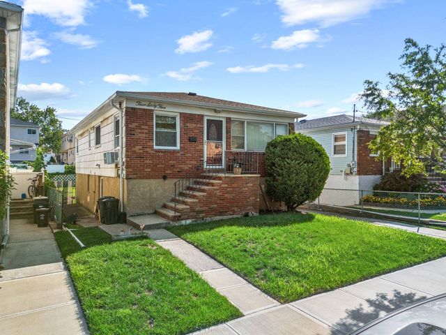 365 Seaver Ave, Staten Island, NY 10305