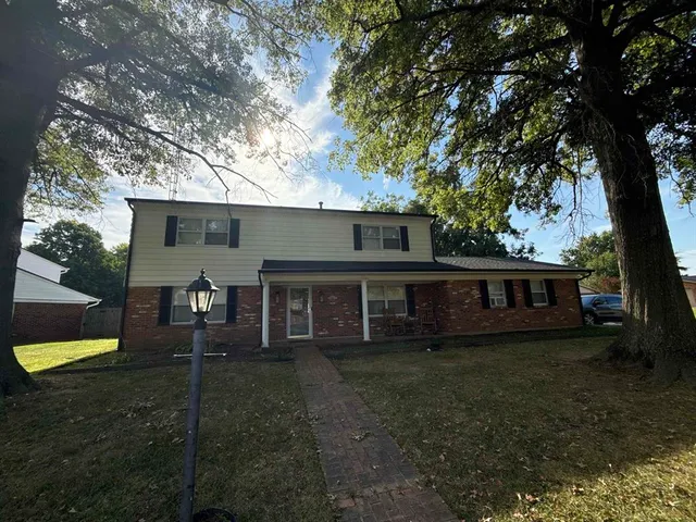 3300 Majestic Prince Dr, Owensboro, KY 42303