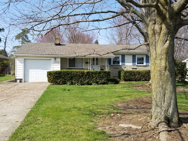3808 Cumberland Dr, Youngstown, OH 44515
