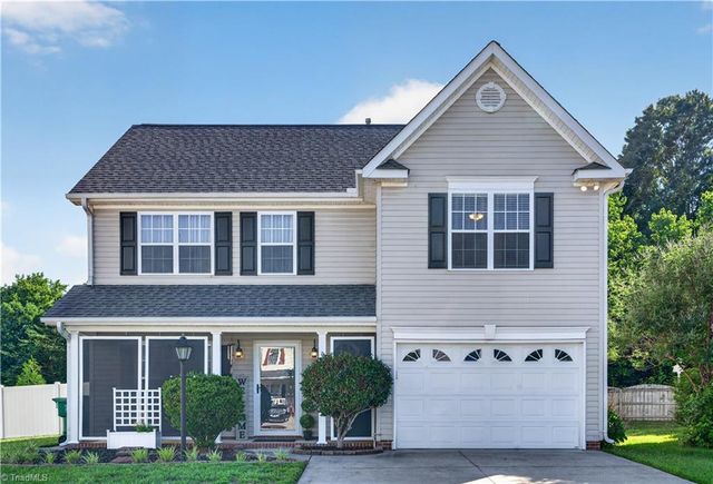 6051 Birkdale Dr, High Point, NC 27265
