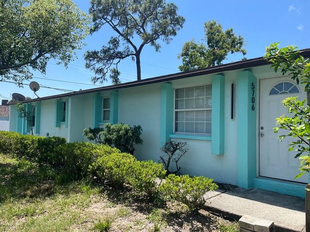 5708 Golden Nugget Dr, Holiday, FL 34690