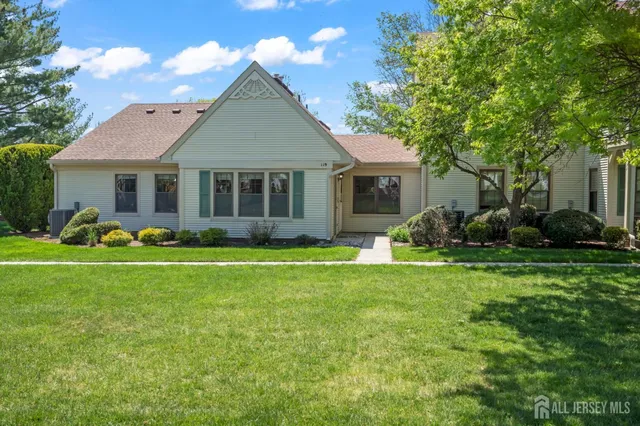 119 Griggs Pl, East Brunswick, NJ 08816