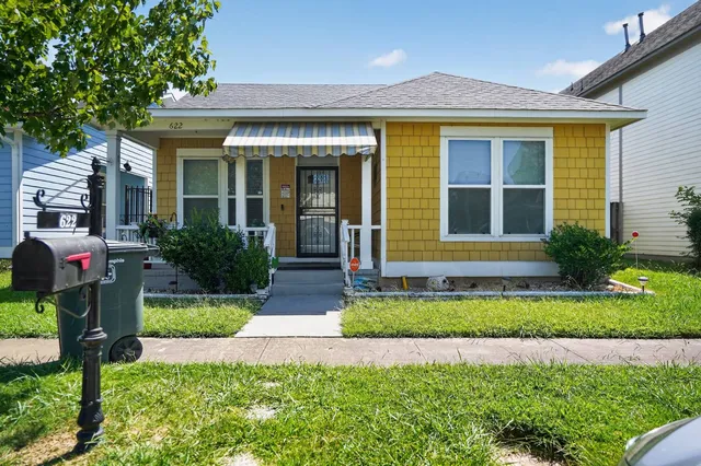 622 Peyton Cir, Memphis, TN 38107