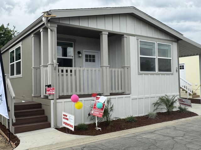 "The Julian" Plan in Rancho Fiesta, Visalia, CA 93277