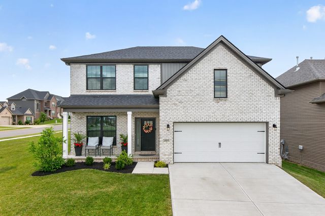 201 Little Leaf Dr, Nicholasville, KY 40356