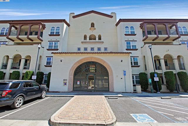 800 S  Abel St #303, Milpitas, CA 95035