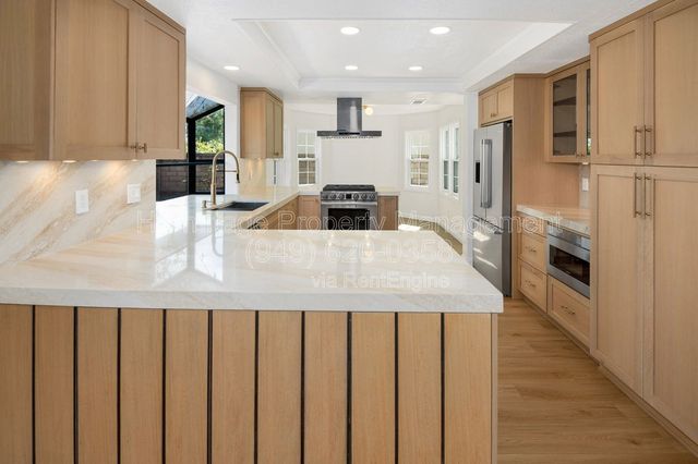28142 Ambar, Mission Viejo, CA 92692