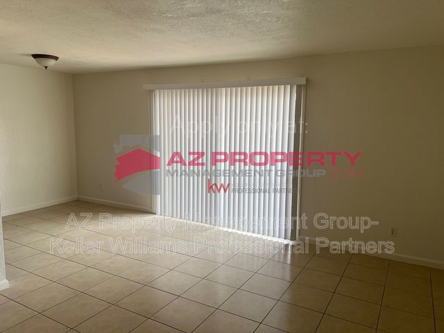 6033 W  Golden Ln, Glendale, AZ 85302