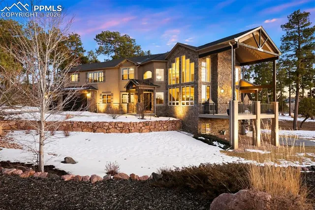 17576 Cabin Hill Ln, Colorado Springs, CO 80908