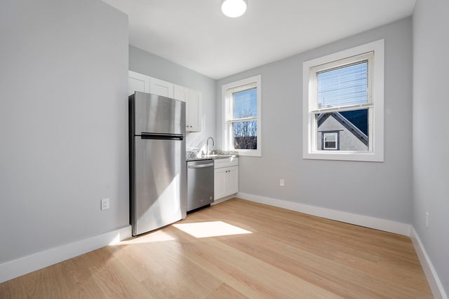 566 Shirley St #4, Winthrop, MA 02152