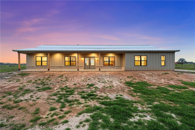 1219 W  Old Axtell Rd, Axtell, TX 76624
