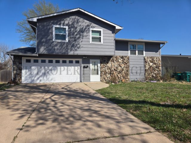 6110 N  Forestor St, Wichita, KS 67219