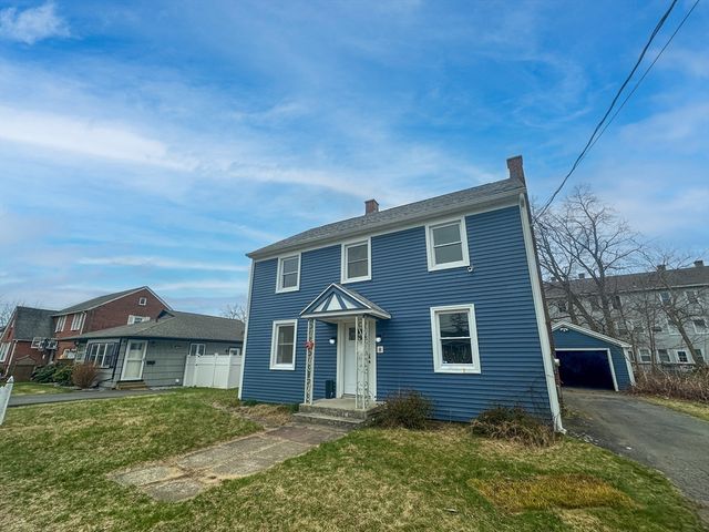 8 Dalton St, Wilbraham, MA 01095