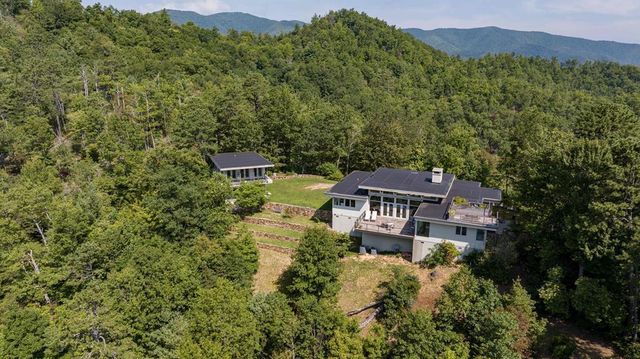 877 Mystic Forest Way, Topton, NC 28781