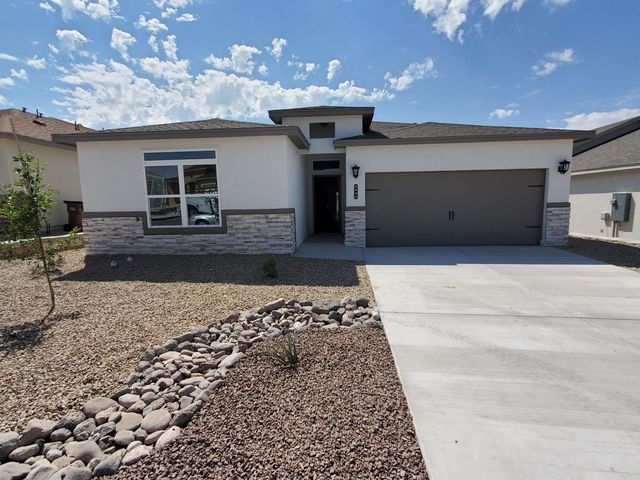 2942 Chance Rd, Las Cruces, NM 88012