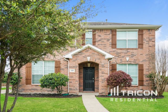 1470 Waldrop Dr, Lancaster, TX 75146