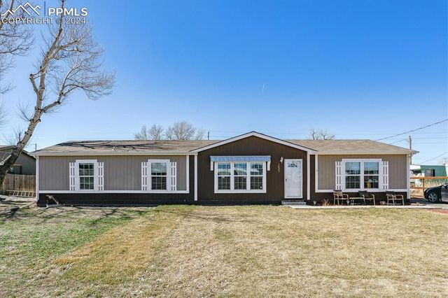 255 S  2nd Ave, Deer Trail, CO 80105