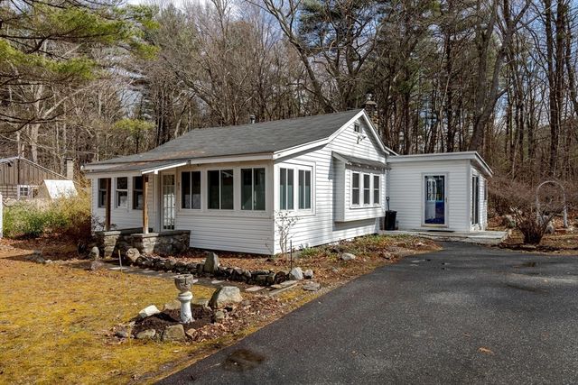 85 Colonial Dr, Littleton, MA 01460