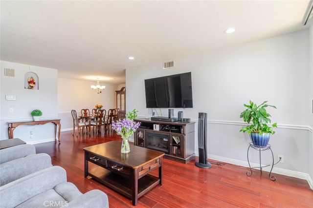 750 S  Spaulding Ave #129, Los Angeles, CA 90036