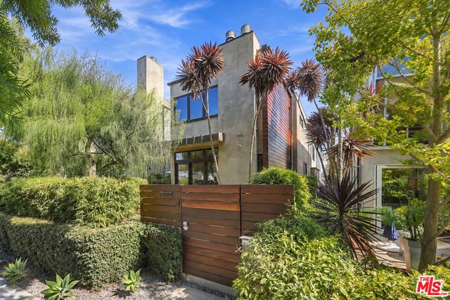 744 Marine St, Santa Monica, CA 90405