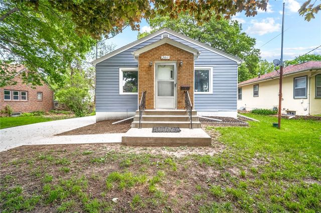 3611 Glover Ave, Des Moines, IA 50315
