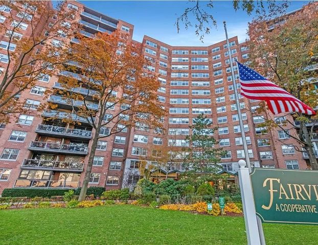 61-20 Grand Central Pkwy #C500, Forest Hills, NY 11375