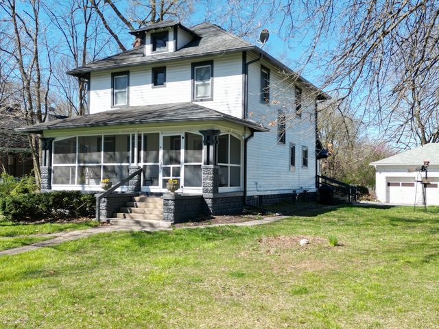 1185 N  10th St, Noblesville, IN 46060