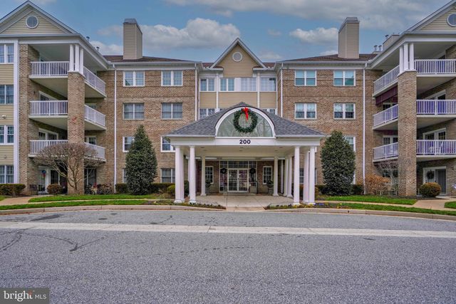 200 Belmont Forest Ct #102, Lutherville Timonium, MD 21093