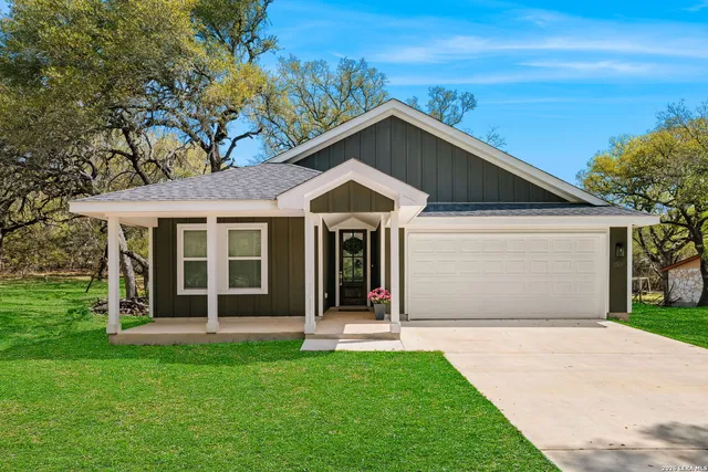 157 Sycamore, Helotes, TX 78023