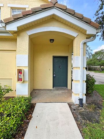 124 SW Peacock Blvd #13-207, Port Saint Lucie, FL 34986