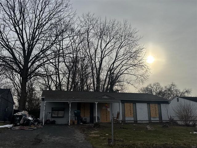 9651 Dunraven Dr, Cincinnati, OH 45251