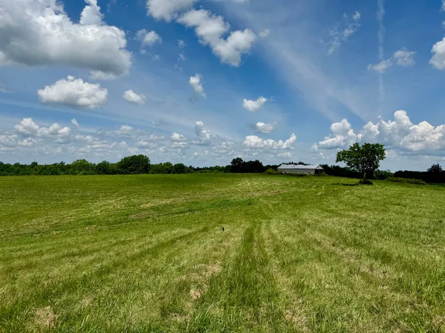712 Gillespie Pike, Paint Lick, KY 40461