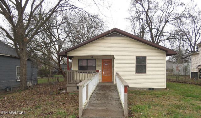 2043 Boyd St, Knoxville, TN 37921
