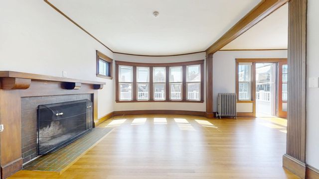 39 Commonwealth Rd, Watertown, MA 02472