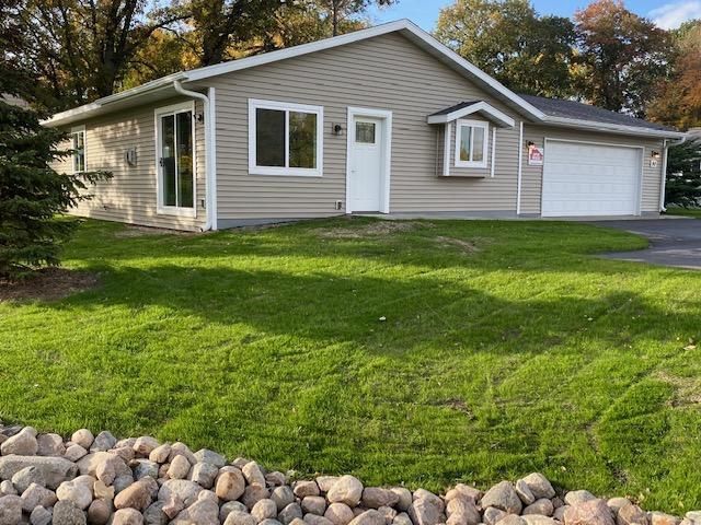 90 Birch Ave, Alexandria, MN 56308