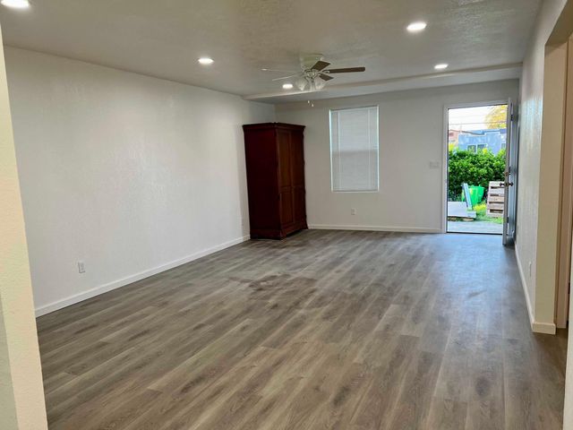 734 Nevada St, Manteca, CA 95337