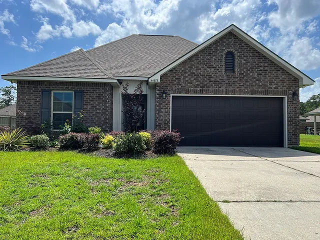 41675 Shallow Bend Dr, Ponchatoula, LA 70454