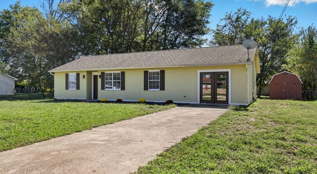 1251 Patton Pl, Oak Grove, KY 42262