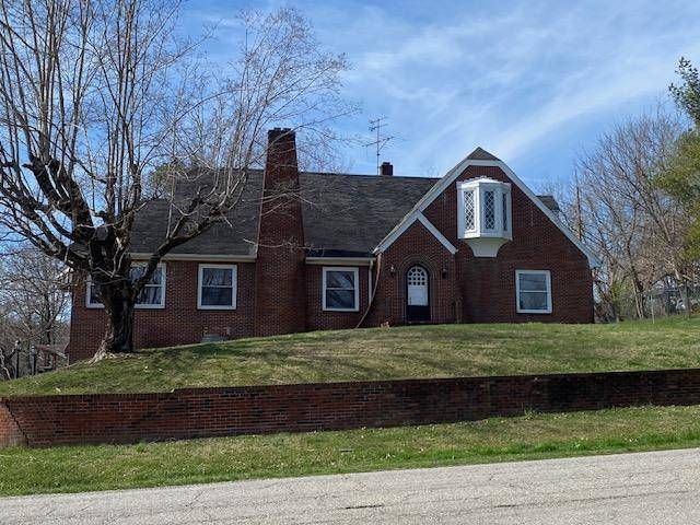 125 S  Hord St, Grayson, KY 41143