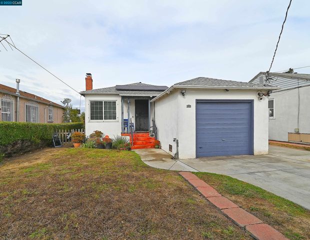 1233 103rd Ave, Oakland, CA 94603