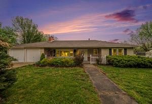 3611 S  Northern Blvd, Independence, MO 64052