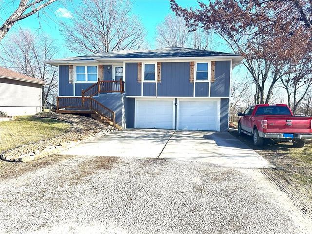 79 NW 271st Rd, Centerview, MO 64019