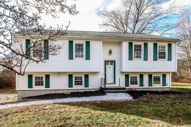 27 Meadowland Drive, Gaylordsville, CT 06755