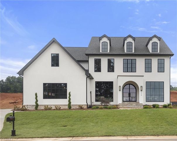 774 Royal Jasmine Ct, Winston Salem, NC 27106
