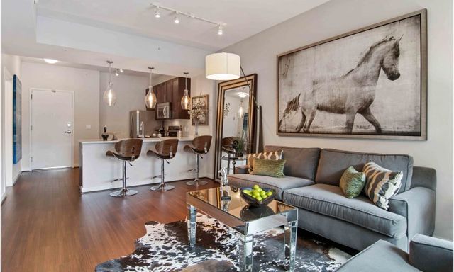 3380 Peachtree Rd   NE #1703, Atlanta, GA 30326