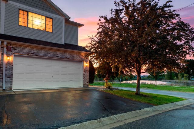 155 Stallion Ln, Lino Lakes, MN 55014