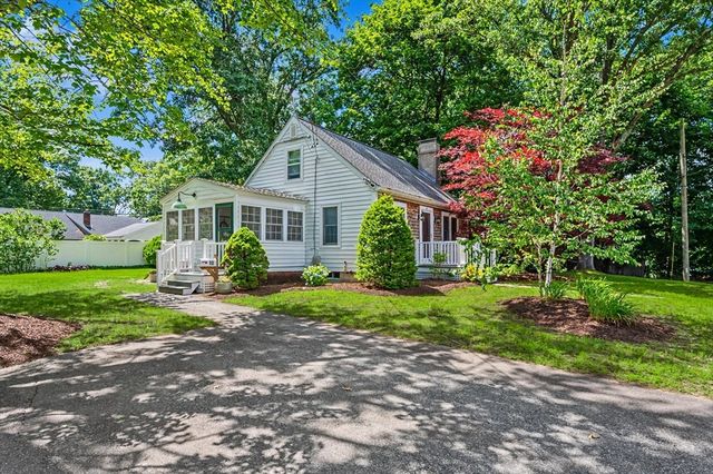 10 Dorrance St, Chelmsford, MA 01824