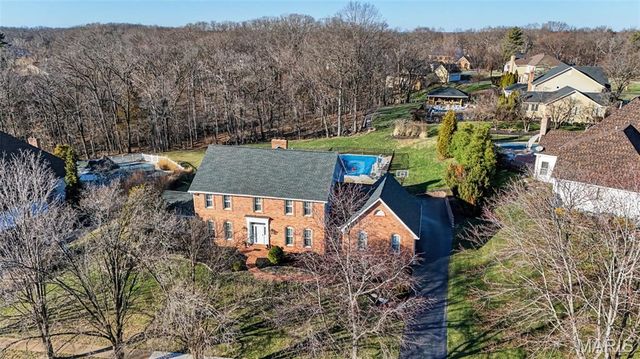 16427 Brandsford Point, Chesterfield, MO 63005