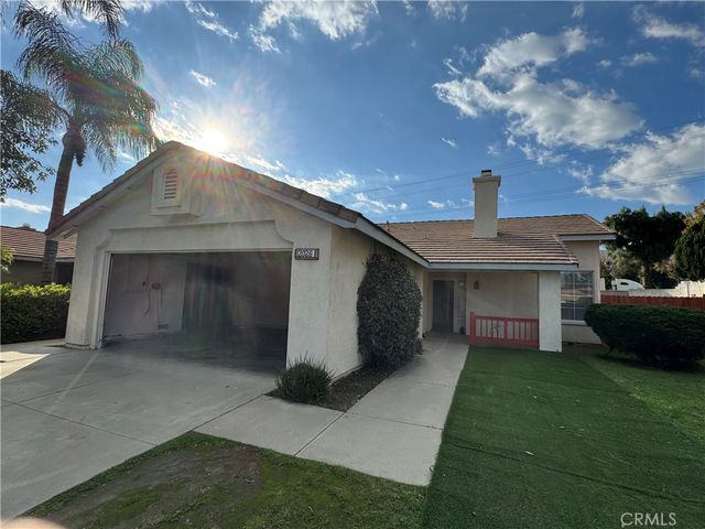 12026 Countryside Dr, Fontana, CA 92337